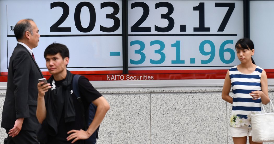 china-signals-no-trade-thaw-and-markets-resume-their-fall.jpg China Signals No Trade Thaw, and Markets Resume Their Fall