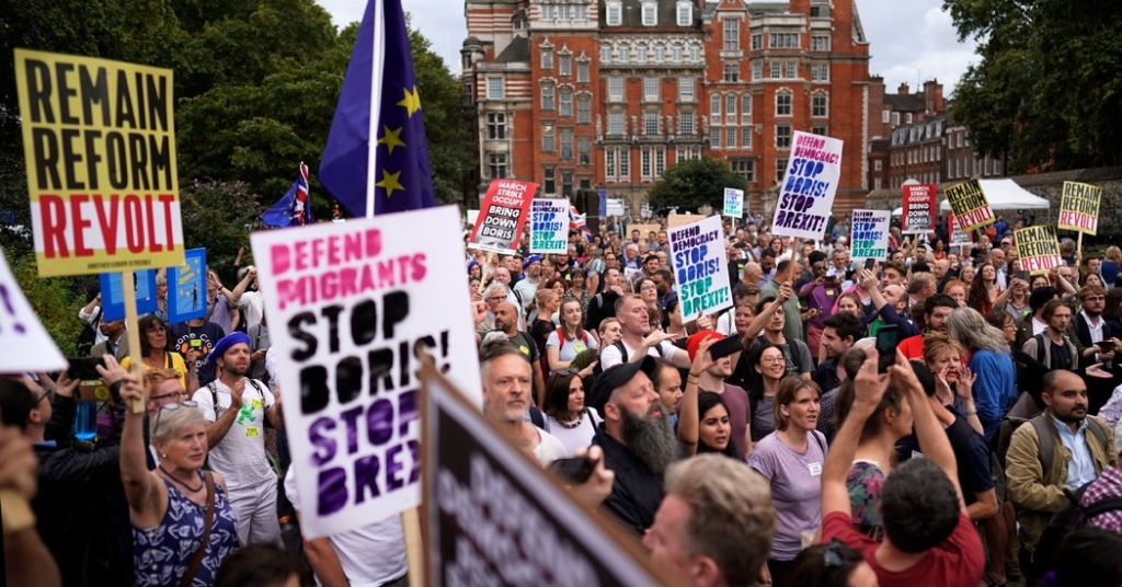 Boris Johnson’s Parliament Suspension Prompts Growing Backlash