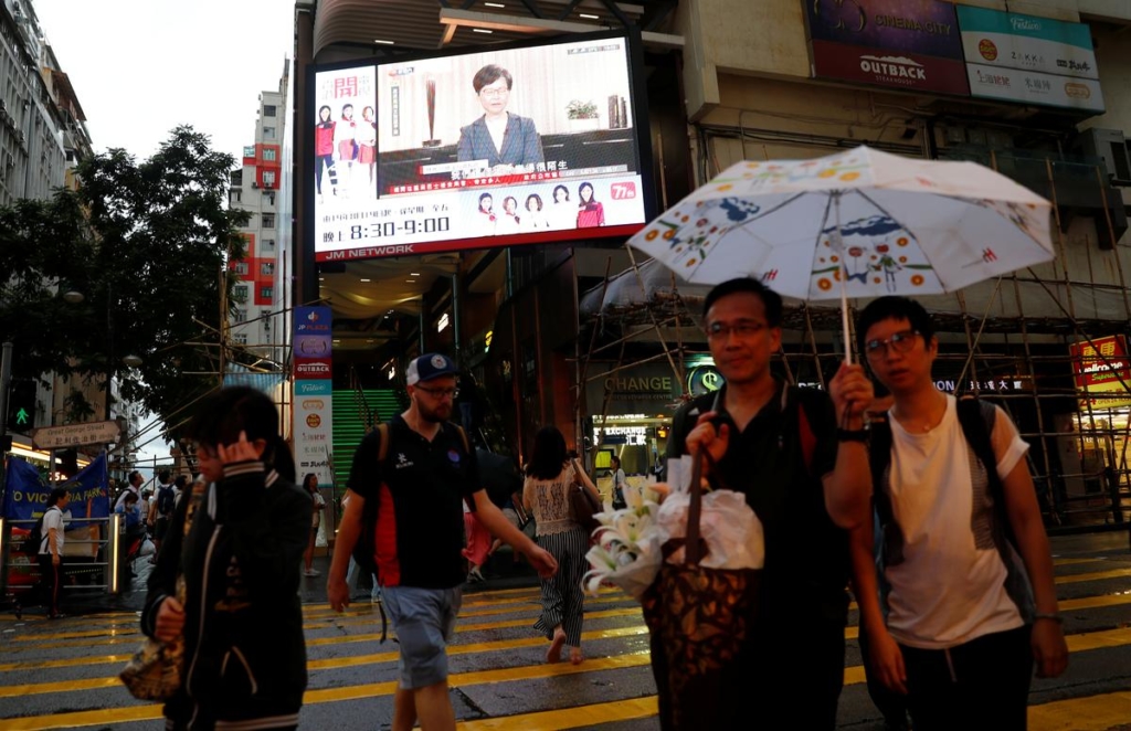 Hong Kong leader formally withdraws controversial extradition bill