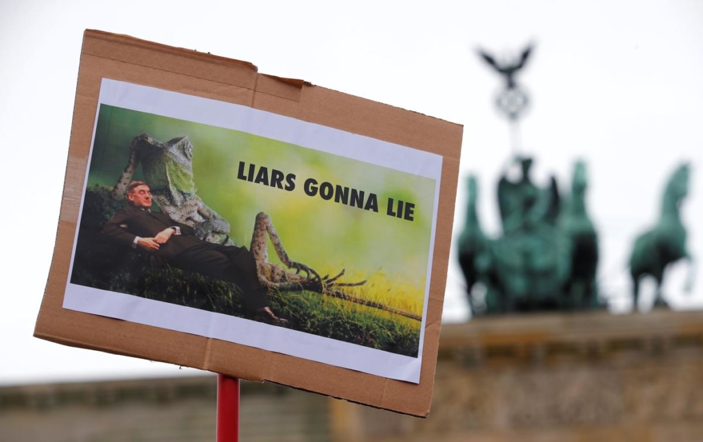 Demonstrators protest against no-deal Brexit in central Berlin