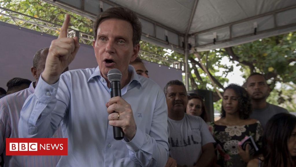 Brazil mayor blocked from banning gay kiss comic