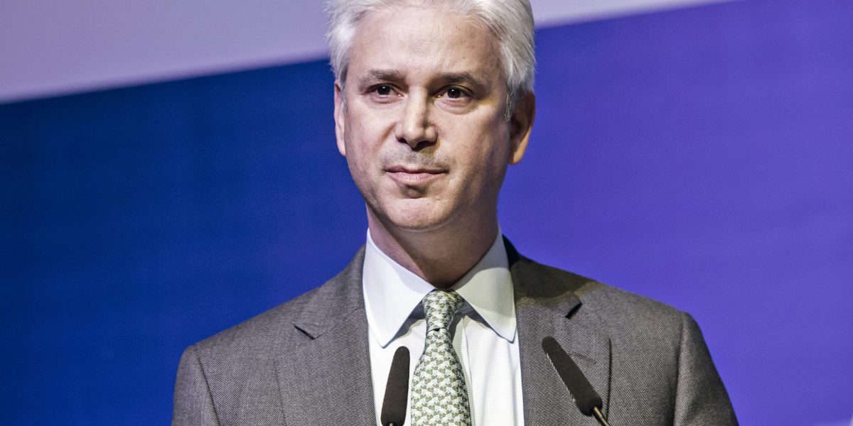 new-wells-fargo-ceo-charles-scharf-is-about-to-tackle-the-toughest-job-in-banking.jpg New Wells Fargo CEO Charles Scharf is About to Tackle the Toughest Job in Banking