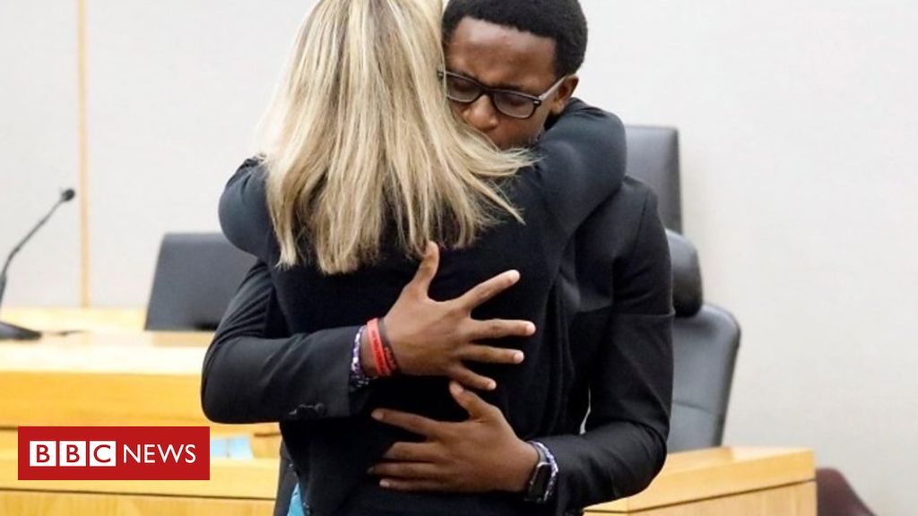 botham-jeans-brother-can-i-give-her-a-hug.jpg Botham Jean’s brother: Can I give her a hug?