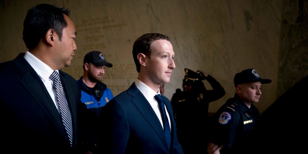 Mark Zuckerberg defends dinners with Tucker Carlson and Lindsay Graham – Business Insider