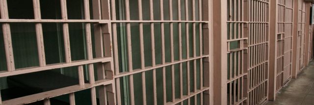 man-planted-keyloggers-in-companies-networks-and-stole-their-data.jpg Man planted keyloggers in companies’ networks and stole their data