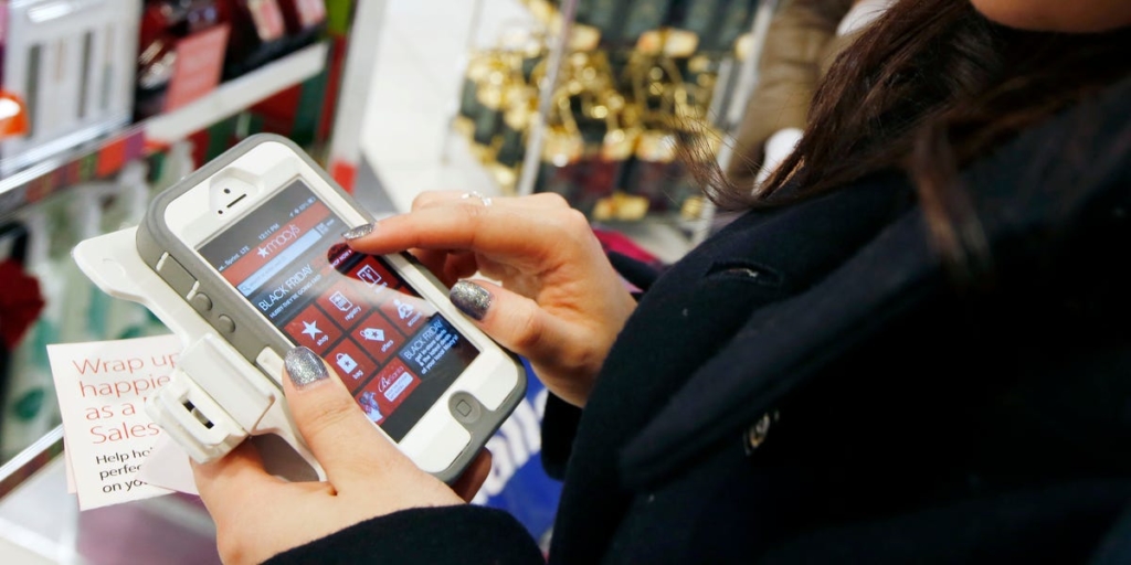 Black Friday online shopping soars as people shop on phones – Business Insider