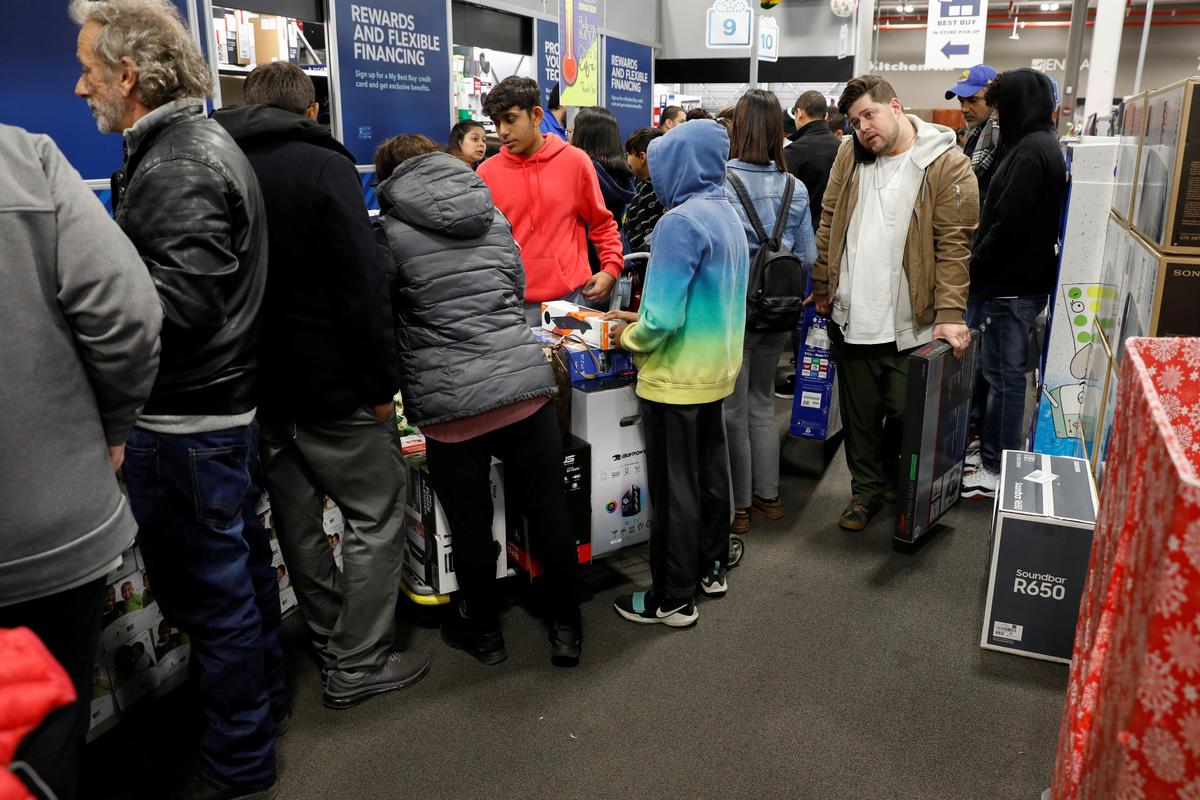 factbox-quotes-from-shoppers-as-they-scour-for-the-best-deals-on-black-friday.jpg Factbox: Quotes from shoppers as they scour for the best deals on Black Friday