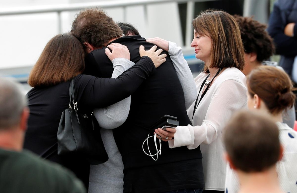 Volcano “behaving” as New Zealand launches high-risk mission to recover bodies