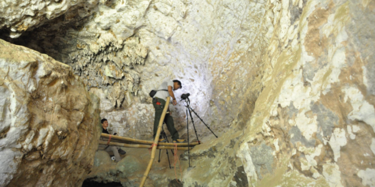 a-43900-year-old-cave-painting-is-the-oldest-story-ever-recorded.png A 43,900-year-old cave painting is the oldest story ever recorded