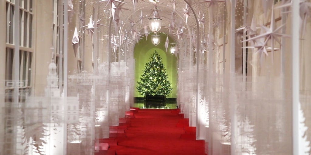 25 photos show the White House all decked out for Christmas – Business Insider