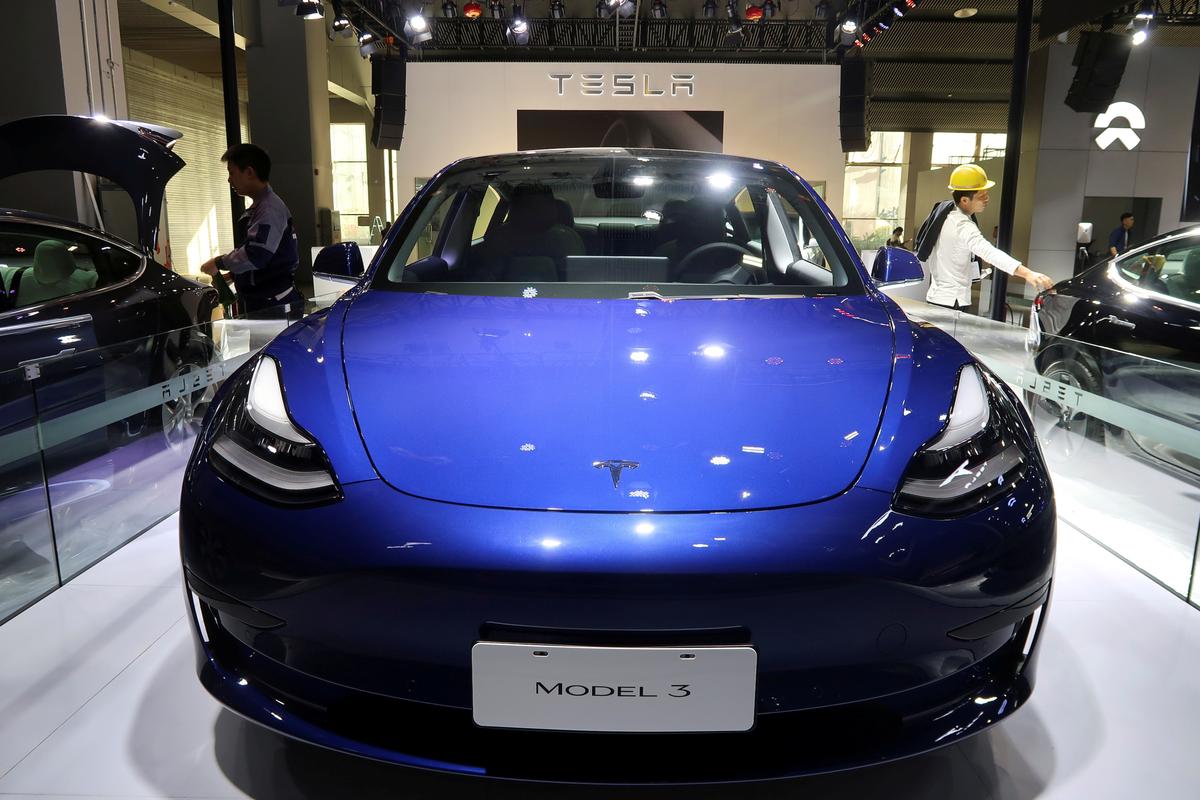 tesla-secures-1-29-billion-loan-from-chinese-banks-for-shanghai-factory.jpg Tesla secures $1.29 billion loan from Chinese banks for Shanghai factory