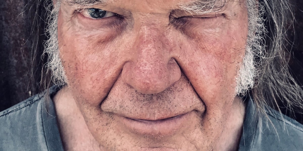 How Neil Young’s Eccentric Online Home Was Born