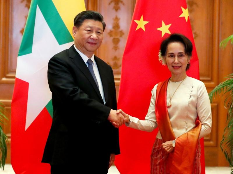 myanmar-china-ink-deals-to-accelerate-belt-and-road-as-xi-courts-an-isolated-suu-kyi.jpg Myanmar, China ink deals to accelerate Belt and Road as Xi courts an isolated Suu Kyi