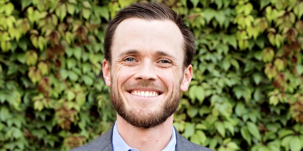 FloQast CEO Mike Whitmire has some unusual advice for pitch decks – Business Insider