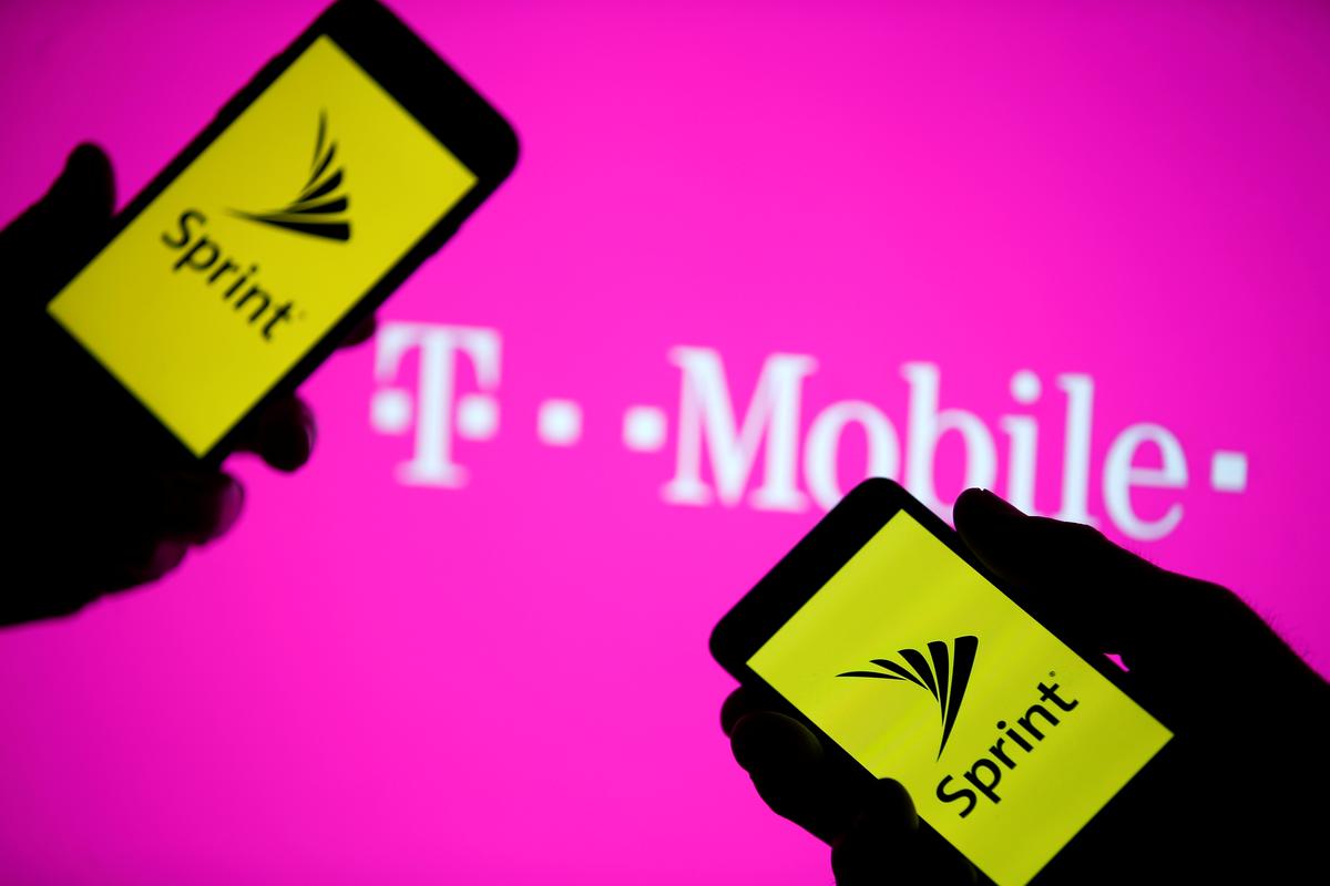 t-mobile-sprint-merger-wins-approval-from-us-judge.jpg T-Mobile-Sprint merger wins approval from U.S. judge