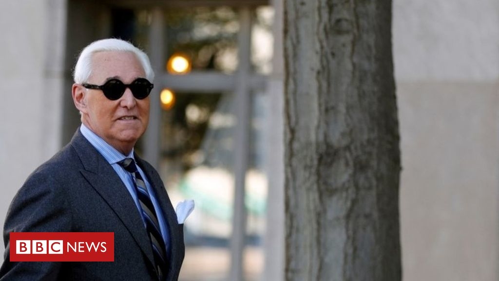 Prosecutors quit Roger Stone case over dispute