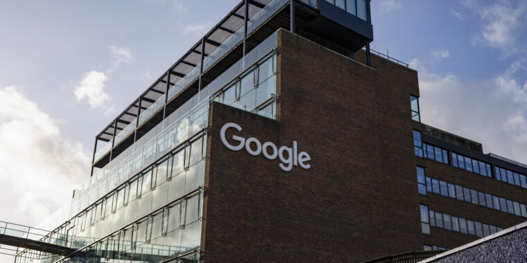 tech-firms-push-telework-as-amazon-employee-confirmed-with-coronavirus.jpg Tech firms push telework as Amazon employee confirmed with coronavirus