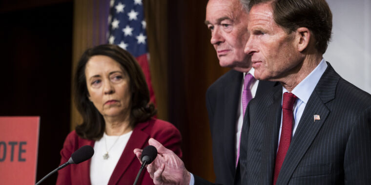 proposed-bill-seeks-to-limit-social-media-exploitation-of-kids-under-16.jpg Proposed bill seeks to limit social media exploitation of kids under 16