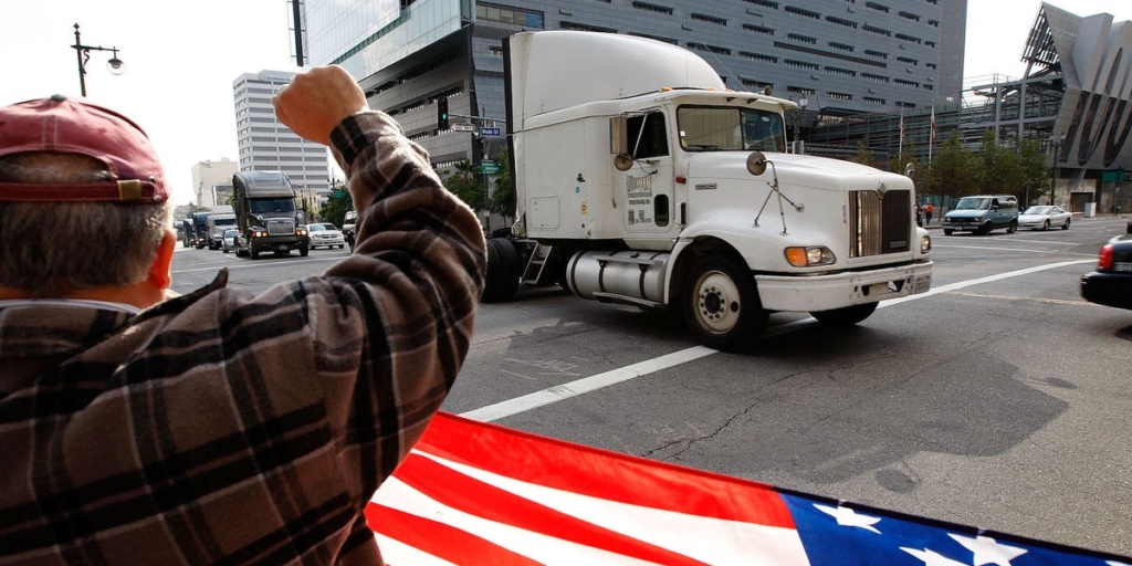 Coronavirus: HOS law for truck drivers suspended for first time ever – Business Insider