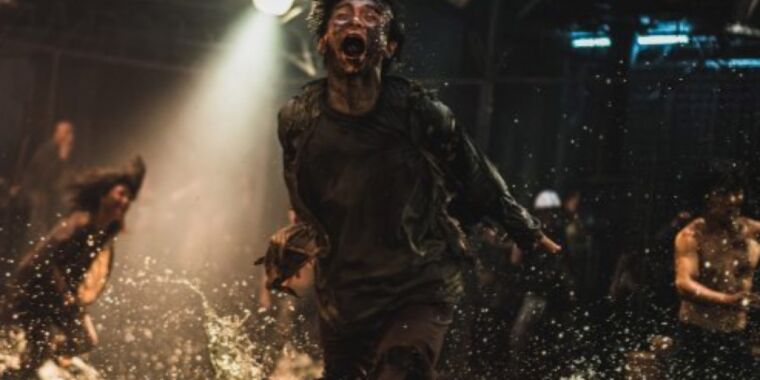 new-peninsula-trailer-looks-just-as-thrilling-as-its-zombie-predecessor.jpg New Peninsula trailer looks just as thrilling as its zombie predecessor