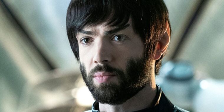 actor-ethan-peck-talks-taking-on-iconic-role-of-spock-for-star-trek-discovery-s2.jpg Actor Ethan Peck talks taking on iconic role of Spock for Star Trek: Discovery S2