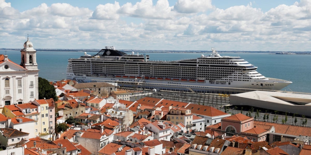 MSC Cruises will not be paying crew members stuck onboard ships – Business Insider