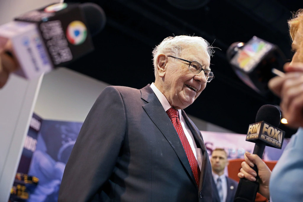 warren-buffett-shared-his-key-piece-of-advice-for-wannabe-investors-and-its-all-about-having-the-proper-attitude.jpg Warren Buffett shared his key piece of advice for wannabe investors, and it’s all about having the ‘proper attitude’