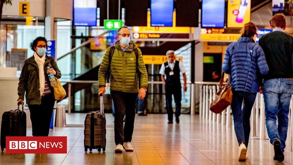 Passengers told to wear face masks on flights