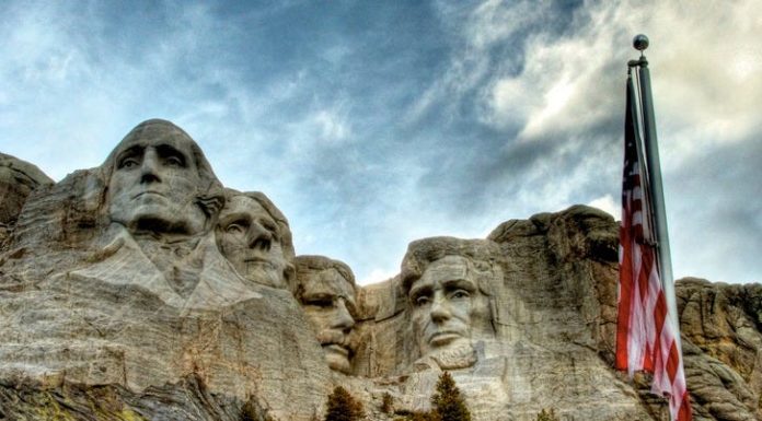 Trump to speak at Mount Rushmore fireworks display with 7,500 guests – Business Insider Trump to speak at Mount Rushmore fireworks display with 7,500 guests – Business Insider