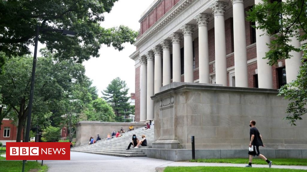 white-house-drops-plan-to-deport-foreign-students.jpg White House drops plan to deport foreign students