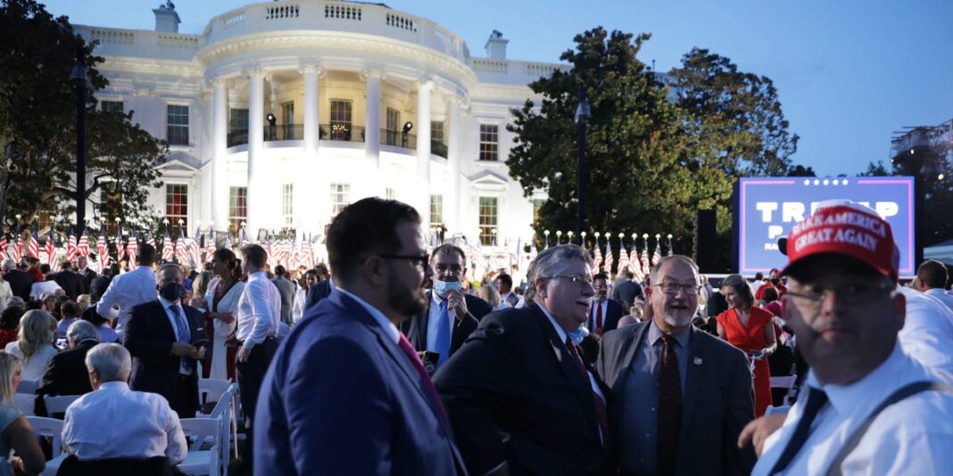 photos-1500-packed-together-maskless-on-white-house-south-lawn-business-insider.jpg Photos: 1500 packed together, maskless, on White House South Lawn – Business Insider