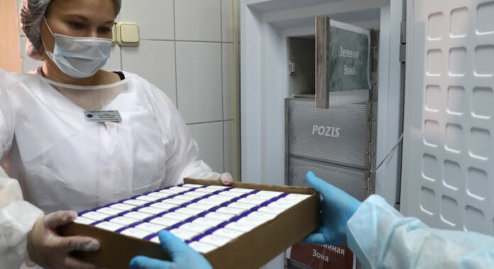 Team behind the Russian vaccine publishes some details of early trials Team behind the Russian vaccine publishes some details of early trials