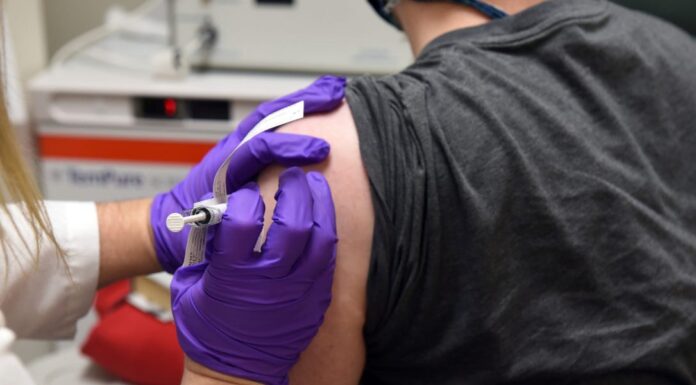 AstraZeneca COVID-19 vaccine trial paused after potential adverse reaction – Business Insider AstraZeneca COVID-19 vaccine trial paused after potential adverse reaction – Business Insider