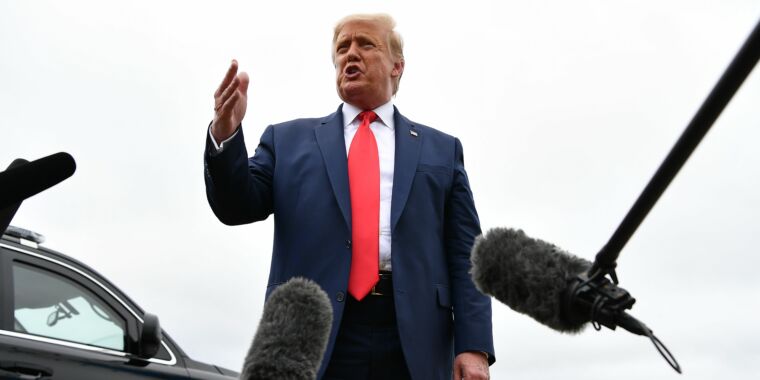 trump-vows-not-to-extend-tiktok-deadline-beyond-september-15.jpg Trump vows not to extend TikTok deadline beyond September 15