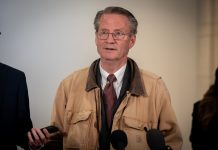 Americans would be ‘up at night worrying’ if they knew the truth about alien life, Tennessee Rep. Tim Burchett says americans-would-be-‘up-at-night-worrying’-if-they-knew-the-truth-about-alien-life,-tennessee-rep.-tim-burchett-says