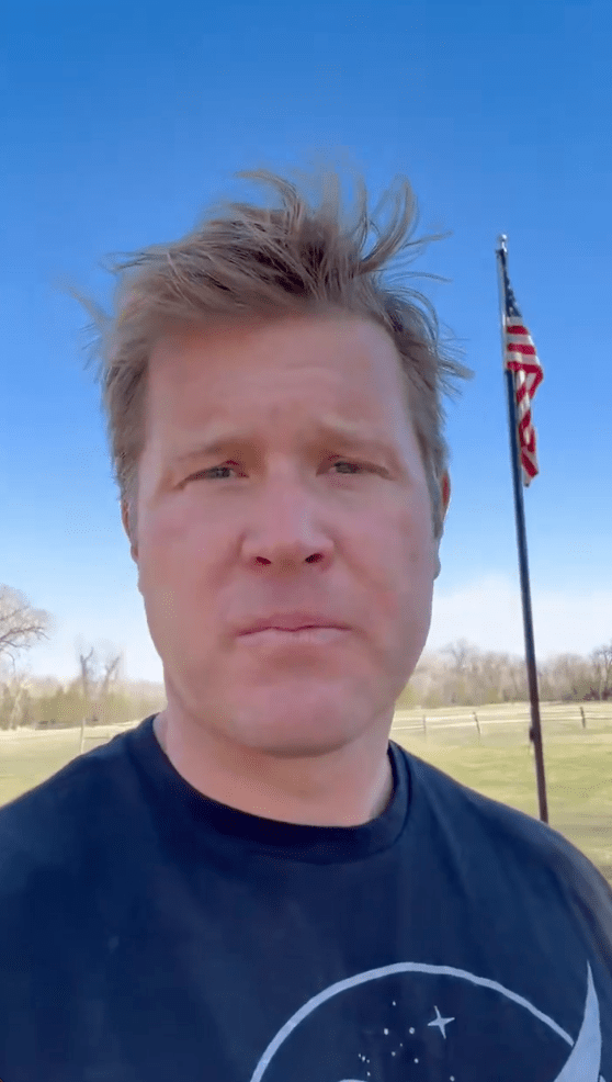 sen.-tim-sheehy-makes-emergency-landing-after-in-flight-engine-failure sen.-tim-sheehy-makes-emergency-landing-after-in-flight-engine-failure