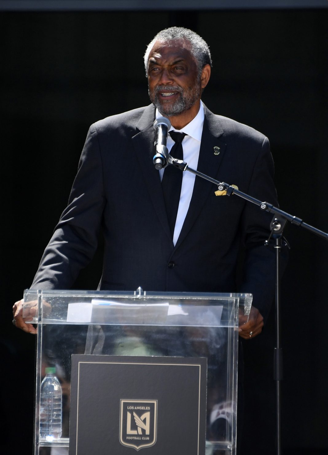 embattled-la-councilmember-curren-price-enters-plea-in-nearly-$1m-scandal-tied-to-wife’s-firm