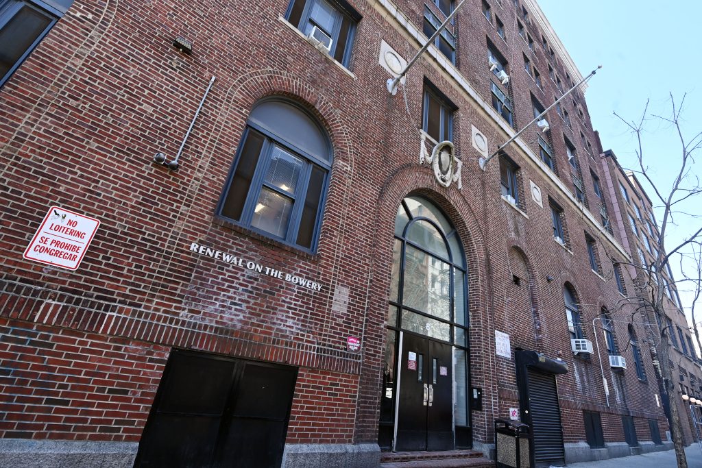 east-villagers-revolt!-neighborhood-furious-over-mamdani-‘emergency-order’-sticking-it-with-planned-men-shelters