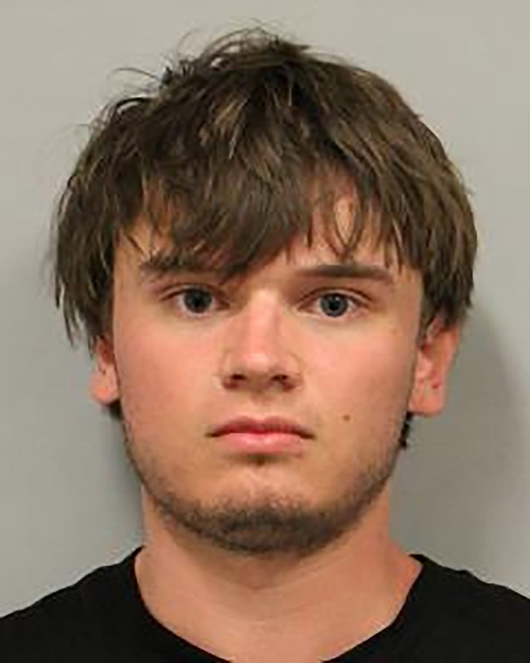 wealthy-tourist,-21,-allegedly-stabs-boat-captain-with-filet-knife-in-‘most-random,-wildest-and-craziest’-attack