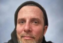 ‘Hero’ Conn. dad dies saving son from rip current in Florida ‘hero’-conn.-dad-dies-saving-son-from-rip-current-in-florida