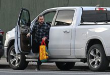 Lead-footed NYPD cop racked up more than 500 speeding tickets in NYC since 2022: report lead-footed-nypd-cop-racked-up-more-than-500-speeding-tickets-in-nyc-since-2022:-report