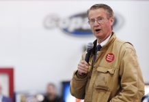 Tennessee Rep. Tim Burchett says he’s seen UFO pictures, videos that ‘defy’ logic tennessee-rep.-tim-burchett-says-he’s-seen-ufo-pictures,-videos-that-‘defy’-logic