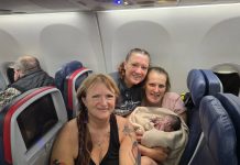 Passenger gives birth on board Portland-bound Delta flight 30 minutes before landing passenger-gives-birth-on-board-portland-bound-delta-flight-30-minutes-before-landing
