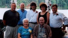 These ‘lost Canadians’ are hoping to get dual citizenship by descent these-‘lost-canadians’-are-hoping-to-get-dual-citizenship-by-descent