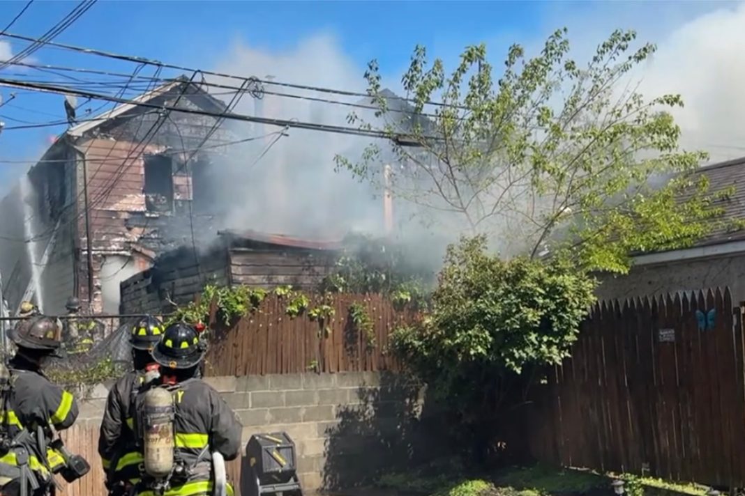 14-injured,-including-12-firefighters,-after-fast-spreading-fire-tears-through-nyc-homes