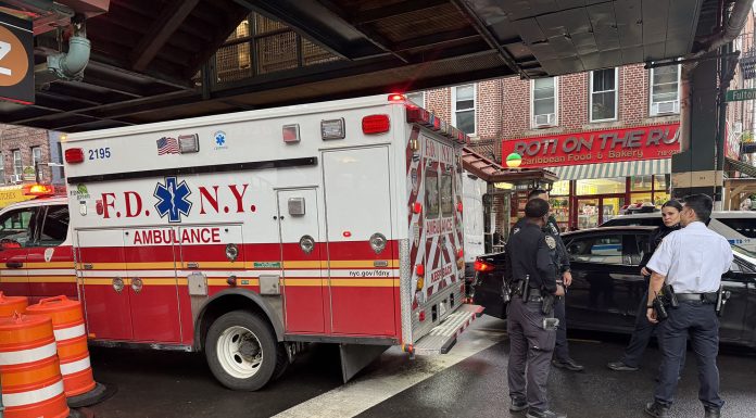 Straphanger, 33, stabbed multiple times in NYC subway attack — crazed attacker still on the loose: cops straphanger,-33,-stabbed-multiple-times-in-nyc-subway-attack-—-crazed-attacker-still-on-the-loose:-cops